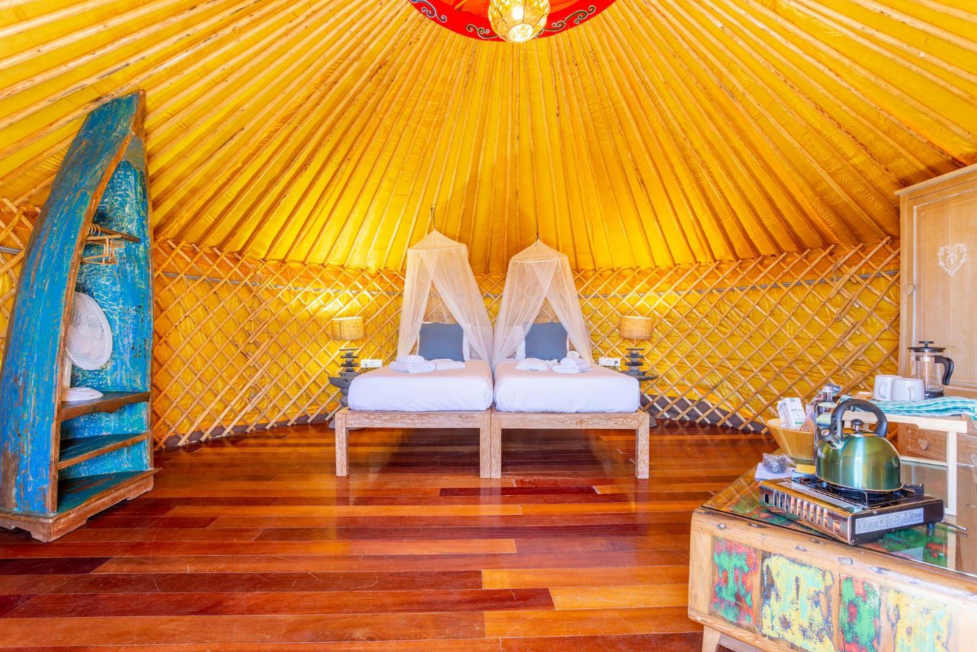 Eco Village Finca De Arrieta - Yurts And Stone Cottages - Shared Pool - Walking Distance To Arrieta Beach Tabayesco Exterior photo