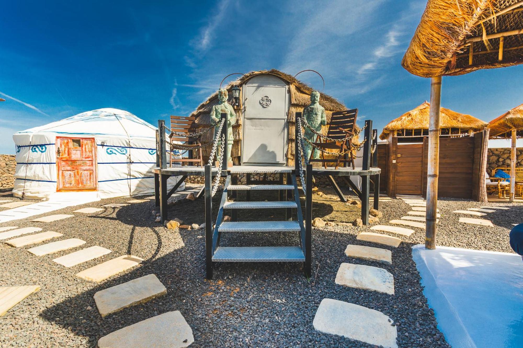 Eco Village Finca De Arrieta - Yurts And Stone Cottages - Shared Pool - Walking Distance To Arrieta Beach Tabayesco Exterior photo